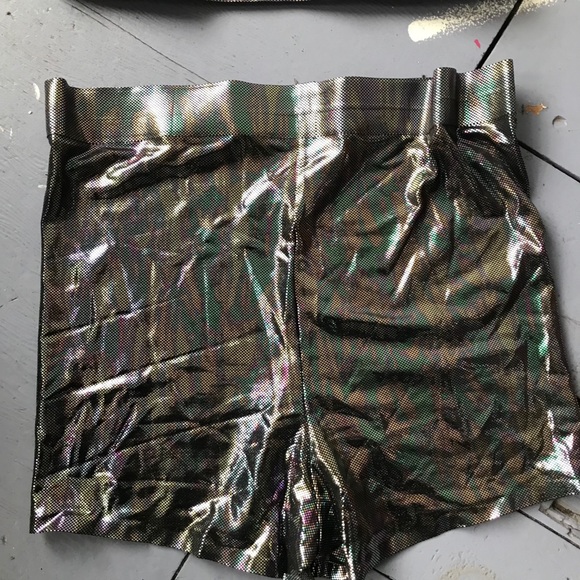 Matching iridescent set - Picture 2 of 6